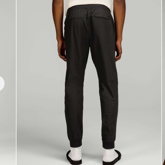 Lululemon ABC Tall Warpstreme Joggers in Black - Picture 2 of 9